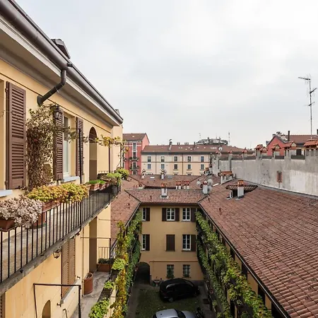 Apartmán Duplex Incantevole Sui Tetti Nel Cuore Dei Navigli *