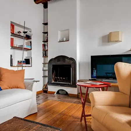 Duplex Incantevole Sui Tetti Nel Cuore Dei Navigli ミラノ